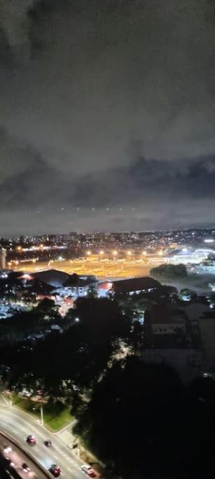 Linda Em Aeroporto De Congonhas * São Paulo